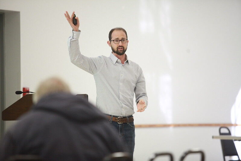 Extension application specialist Jason Davis